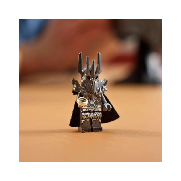 LEGO: The Lord of the Rings: Sauron's Helmet #11373